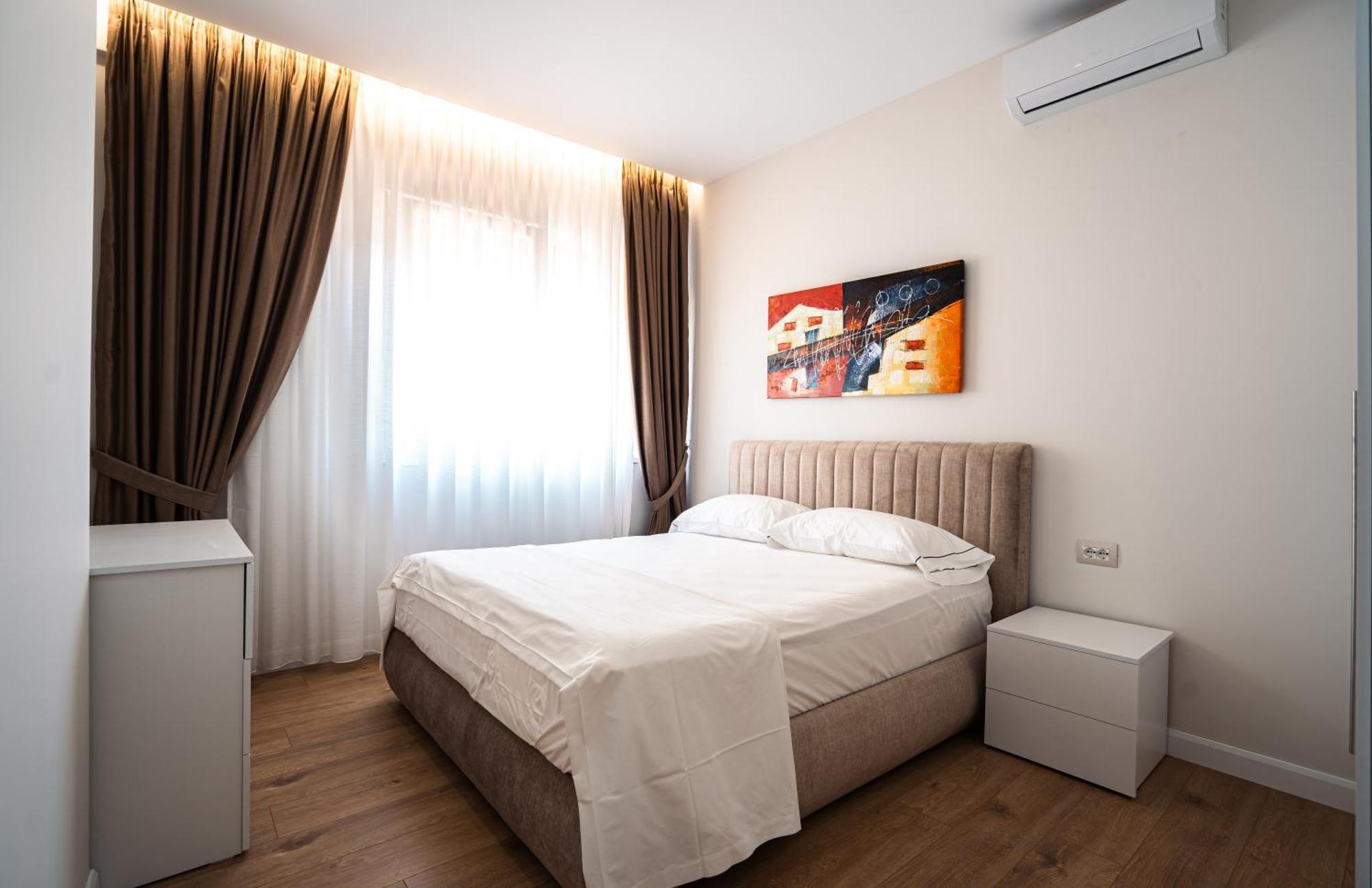 Tirana Elite Apartments Bagian luar foto