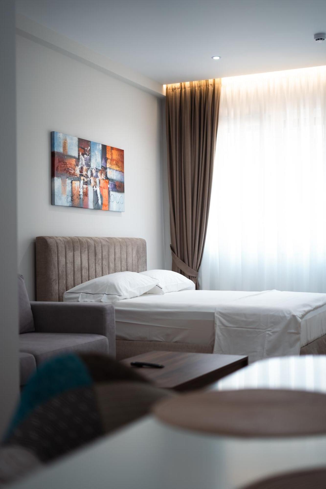 Tirana Elite Apartments Bagian luar foto